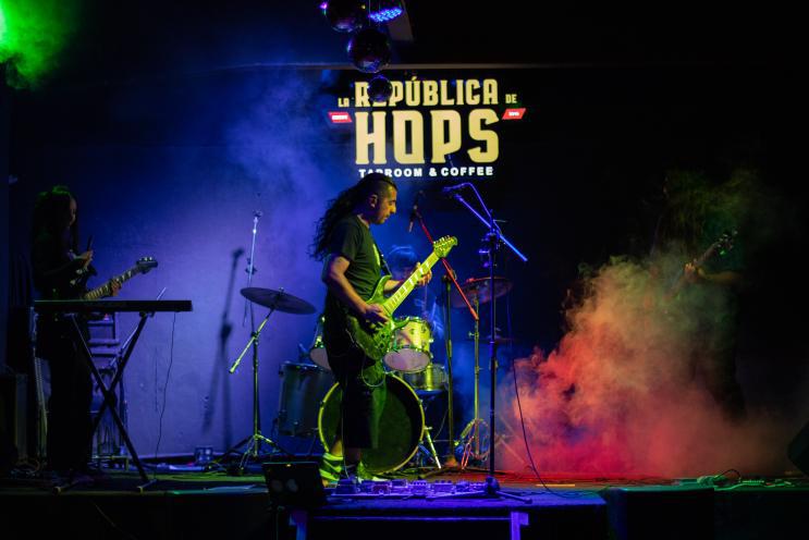 Presentacion en Republica de Hops